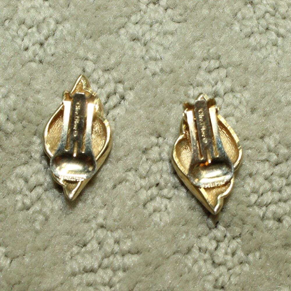 Vintage Christian Dior Germany Gold-Tone Chanel Set Crystals Clip-On Earrings - Picture 5 of 7